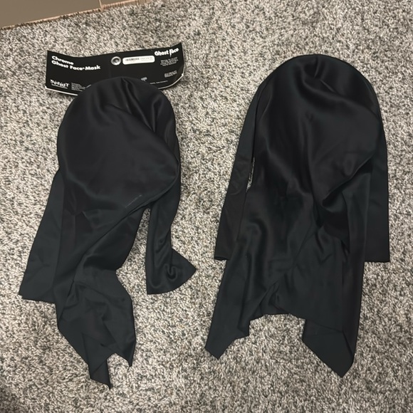 Chrome Ghost Face Mask - Picture 2 of 2